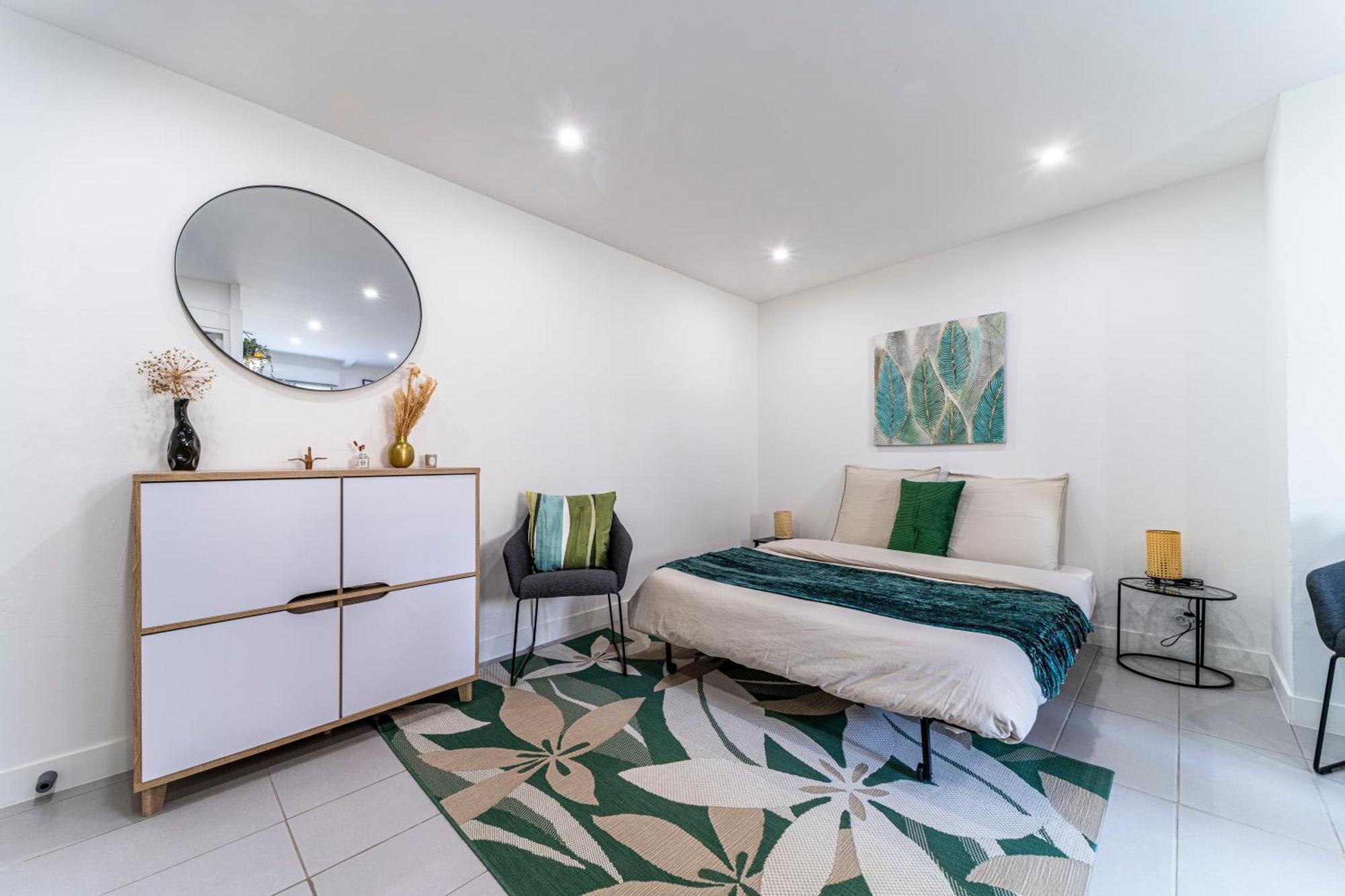 Le Cosy - Free Parking - Proche Gares Lille - Netflix - Wifi Lägenhet Mons-en-Baroeul Exteriör bild