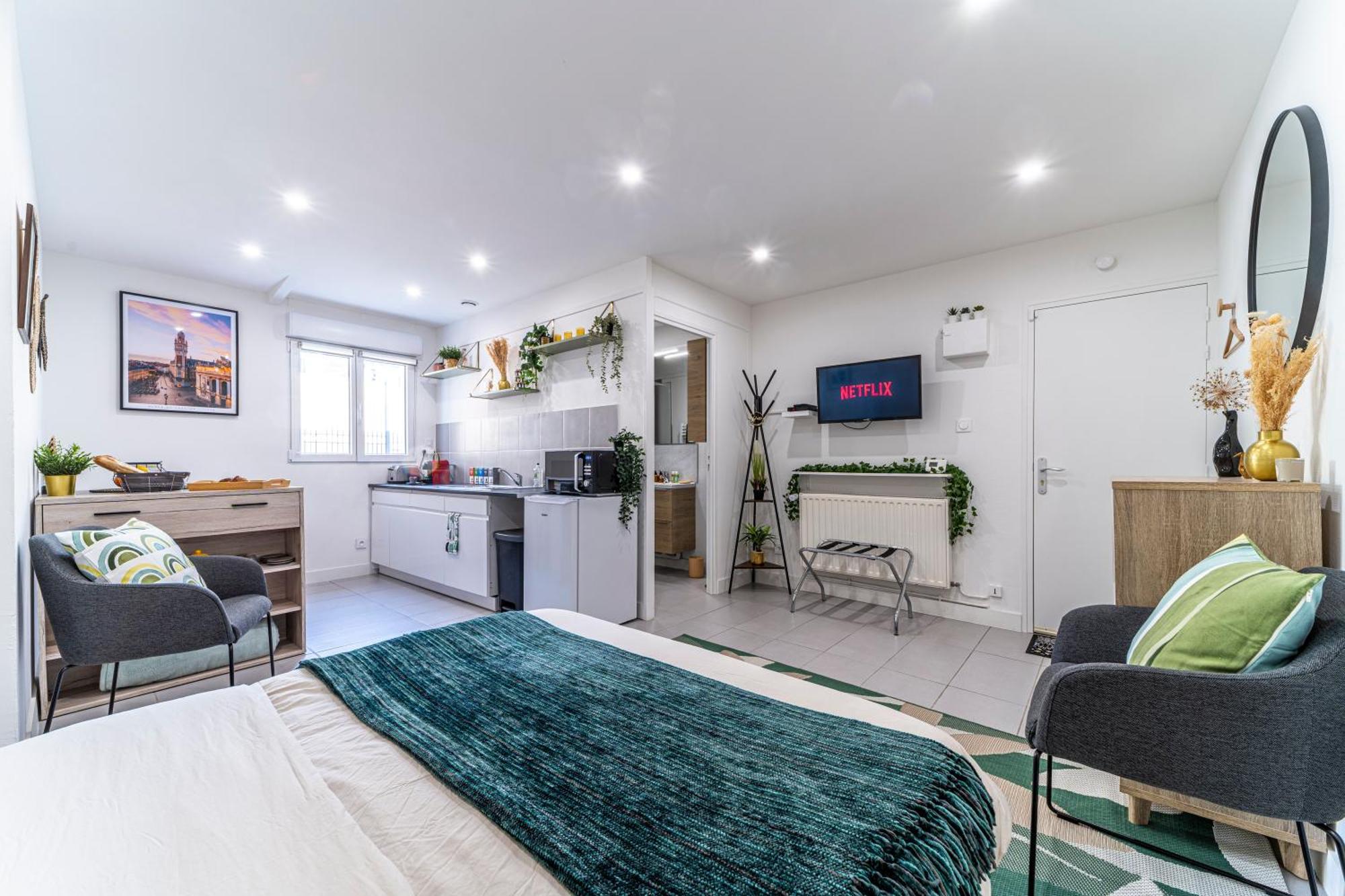 Le Cosy - Free Parking - Proche Gares Lille - Netflix - Wifi Lägenhet Mons-en-Baroeul Exteriör bild